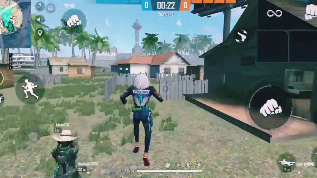Playing garena free fire clash Squad rank mode gameplay noob player ...