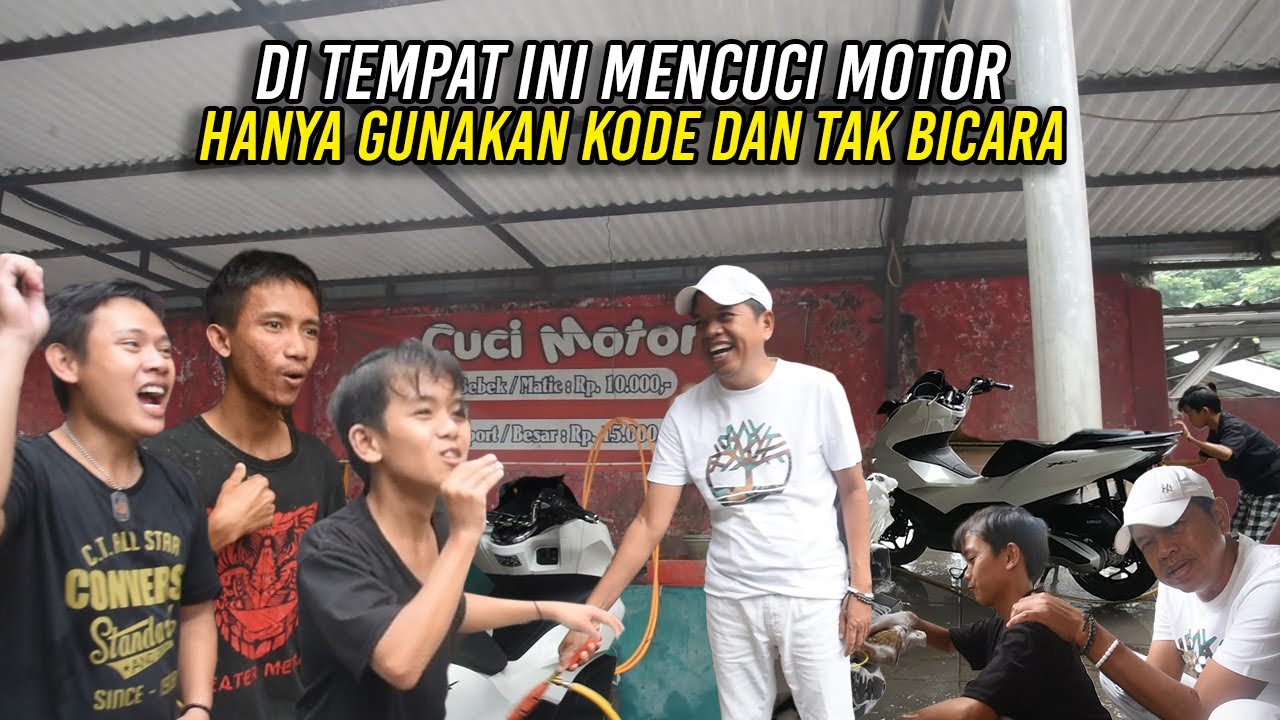 PERJUANGAN 3 SERANGKAI TUNA WICARA, HIDUPI KELUARGA DENGAN BEKERJA DI TEMPAT CUCIAN MOTOR