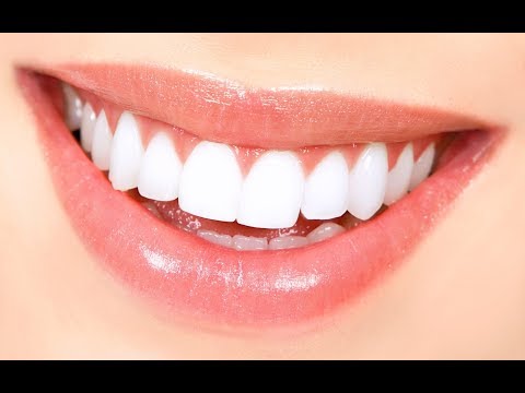 Video: Si Të Zgjidhni Pastën Tuaj Të Parë Të Dhëmbëve
