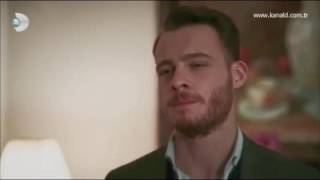 Kerem Bursin & Leyla Lydia Tuğutlu Au Bu Şehir Arkandan Gelecek