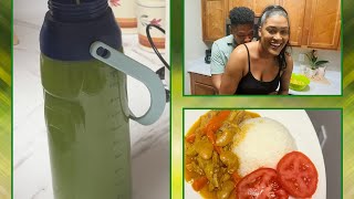 I made CURRY CHICKEN FOOT for my Haitian husband | Healthy Green Juice.