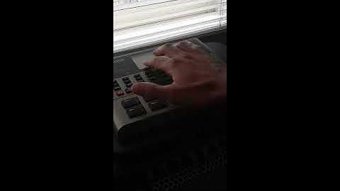 Programming my own patterns on the Alesis SR18 Drum Machine