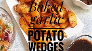 Viazi mviringo vya viungo vya kuoka / Spiced baked potato wedges #potato #potatowedges #roxyrecipes