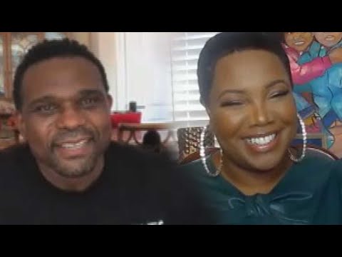 Video: Kellie Shanygne Williams nettoverdi: Wiki, gift, familie, bryllup, lønn, søsken