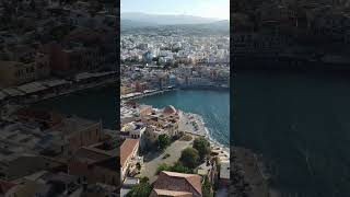 Chania z oka ptaka, stolicy zachodniej Krety wakacje wczasy urlop słońce shorts