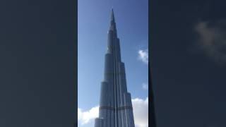 Burj Khalifa Window Cleaner - Spot the window cleaner