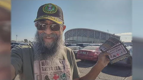 Phoenix man accused in Oath Keepers plot jailed un...