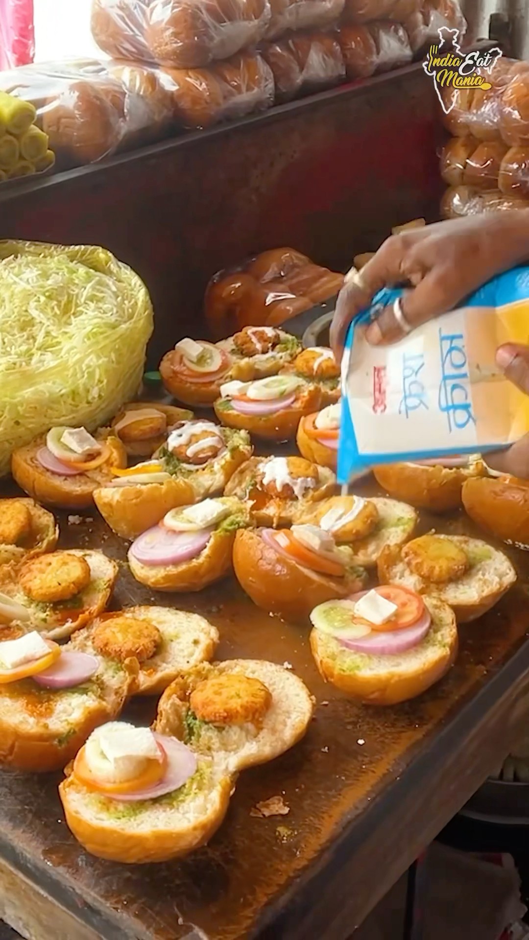 Delhi Style Most Viral Cheapest Gupta Burger Making In Hajipur, Bihar Rs. 20/- Only #bihar #shorts