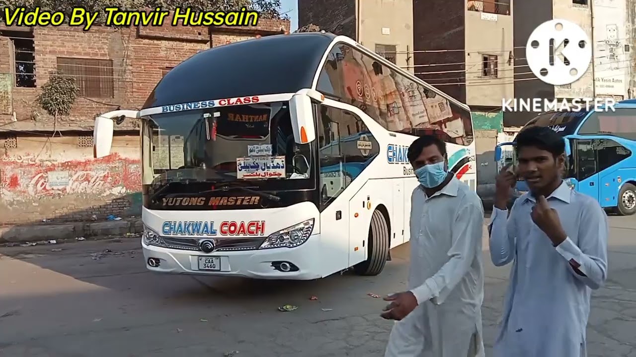 Pakistani Luxury And Local Buses Back To Back Action Lari Adda Badami Bagh Lahore|Lahore Multi Vlog