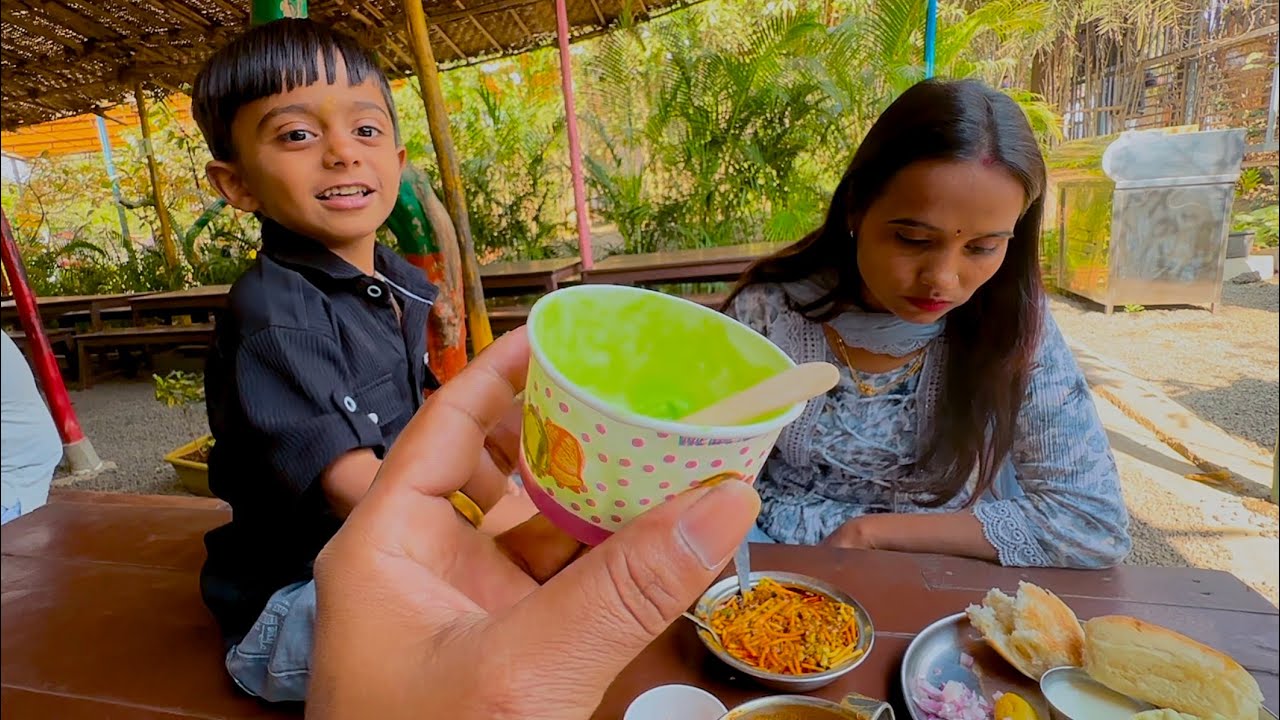 पेरूच्या वाडीत मिसळ खायला माऊली गेला 🫢