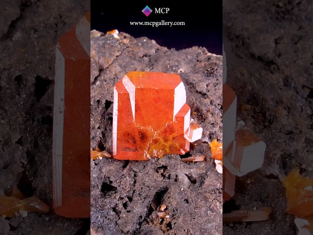 GFS0687 WULFENITE -USA  #minerals  #crystalshop #gemstone #crystals #gems