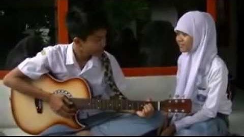 Video Clip Cassandra - Cinta Terbaik (XII MM 1).flv