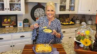 Easy Cheesy Chicken and Broccoli Casserole