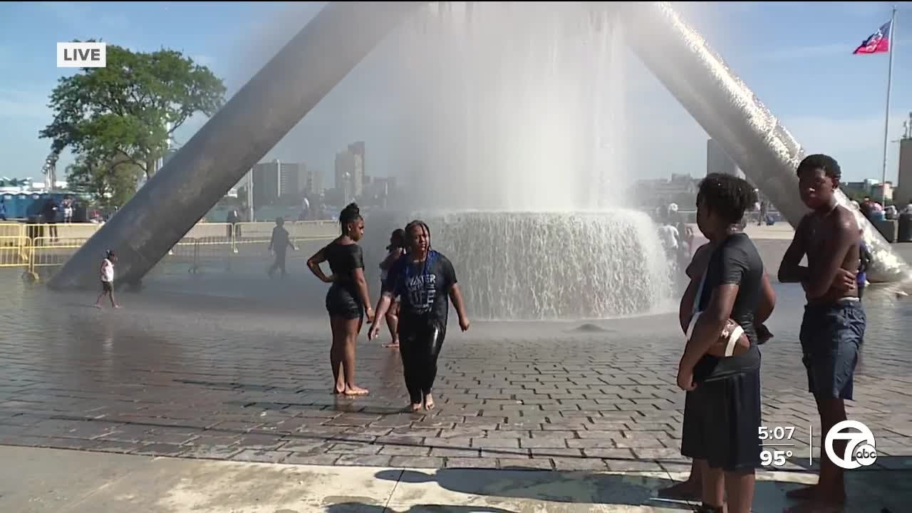 Organizers prepare for extreme heat ahead of Ford Fireworks, a summer staple