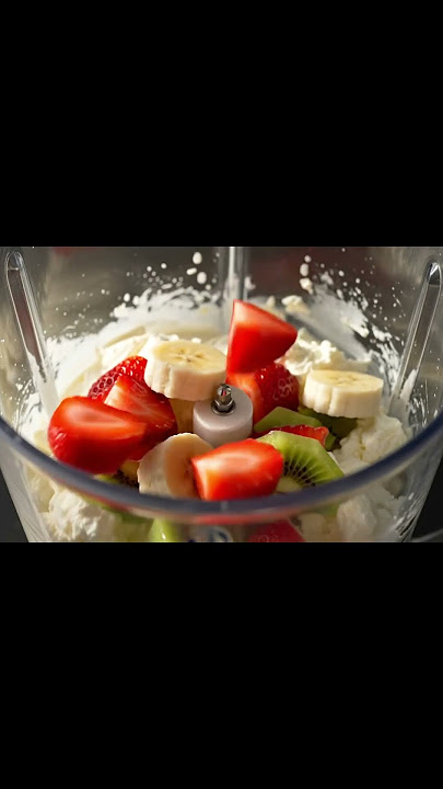 Yogurt   Fruit = The Smoothie You NEED to Try! 🥤🍓