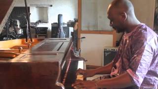 Video thumbnail of "AHMED FOFANA .PIANO MANDINGUE  SOLO . KAIRA BA MINIYAMBA"