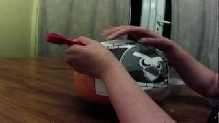 How to carve An Angry Bird Halloween Pumpkin - Time Lapse