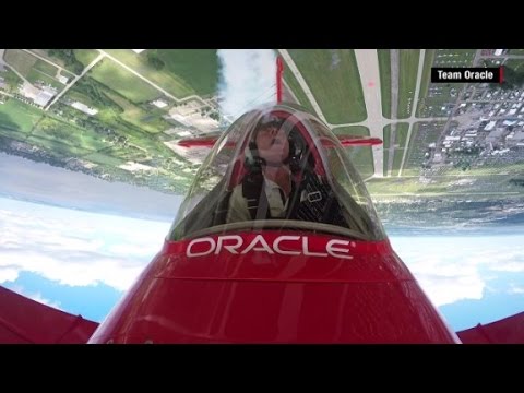 Video: Vai akrobātikas piloti valkā izpletņus?