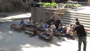 UC Santa Barbara Gamelan Cirebon: Oyong-oyong Bangkong