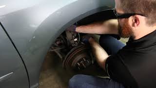 How to Replace Struts on a Lexus RX 350