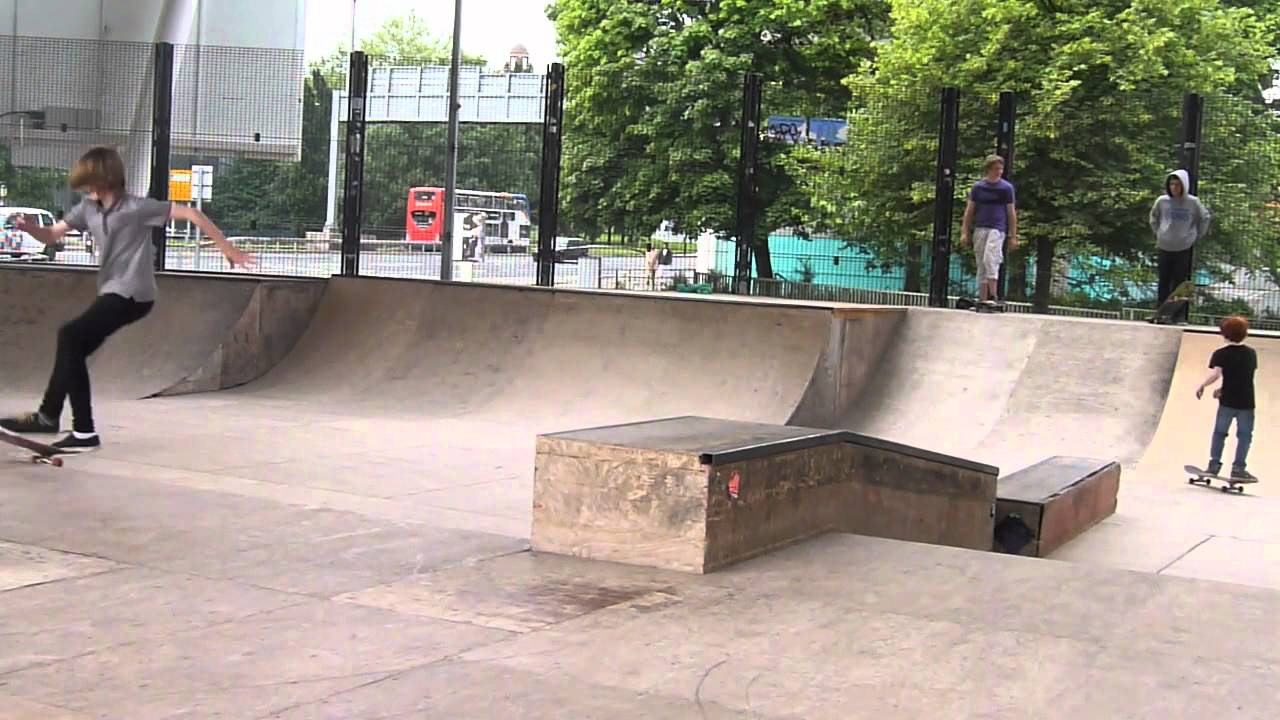 Sunday at the Pumpcage