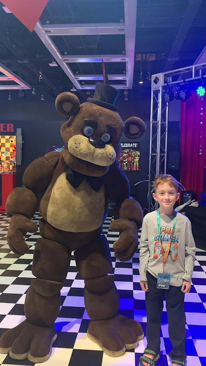 Five Nights At Freddy’s Meet and Greet Pax Seattle #fnaf #animatronics #fivenightsatfreddys #pax