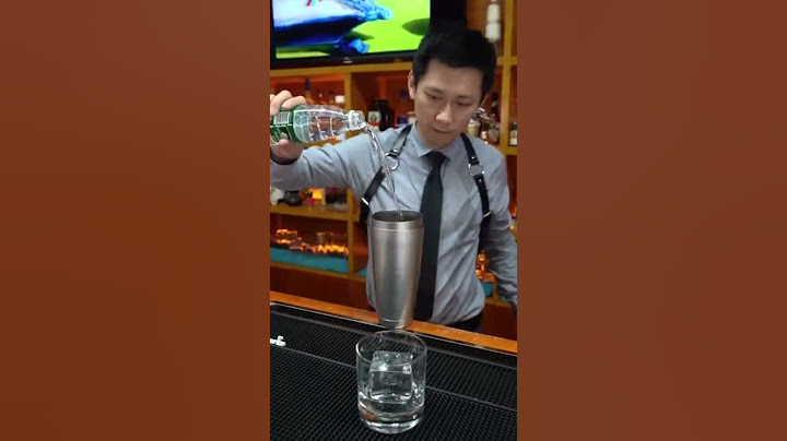 2020 03 10 17 36 06心痛的感觉：你们喝过最贵的水是什么水？一杯水也能喝出仪式感。#美食趣胃计划 #调酒师