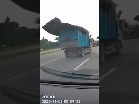 Video: Rasuk Rasuk, Lampu Meja Terbalik