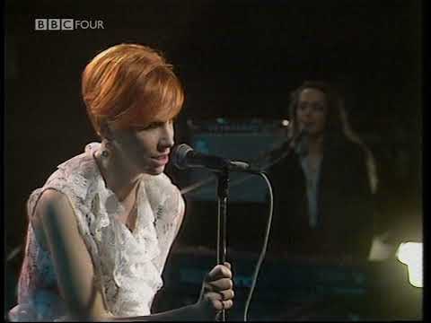 Eurythmics - Never Gonna Cry Again (Old Grey Whistle Test 1981)