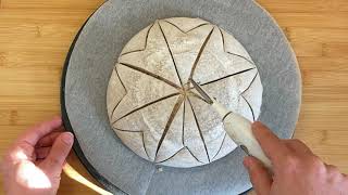 Nicola's Favourite [sourdough bread scoring pattern]