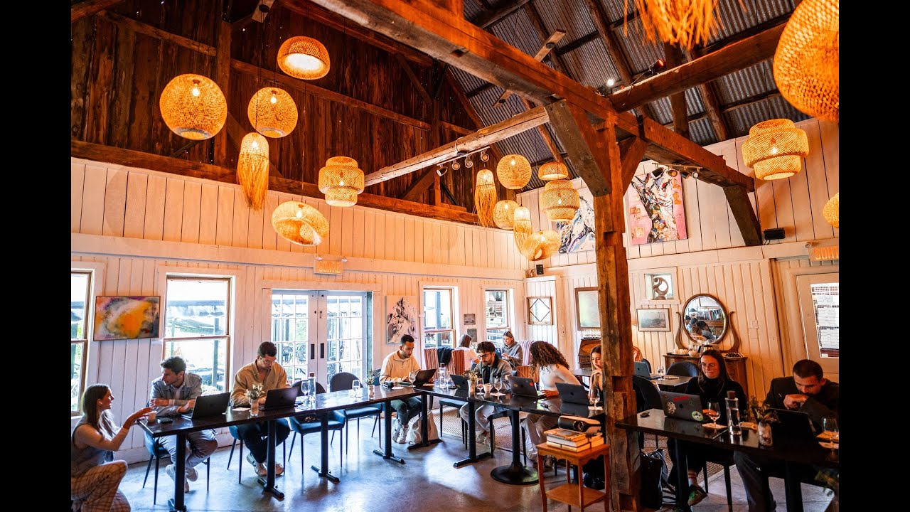 Host Your Business Event in the Eastern Townships | Business Experience. And Yours to Live.