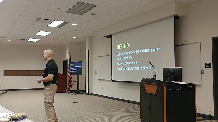 Columbus Police Officer Larry Nelson teaches a "Civilian Response to Active Shooter Events" training