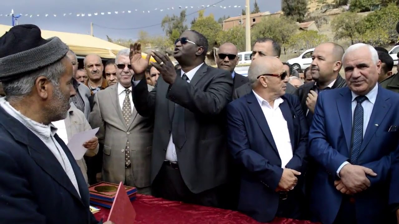 زيارة السيد الوالي إلى بلدية برج الأمير عبد القادر