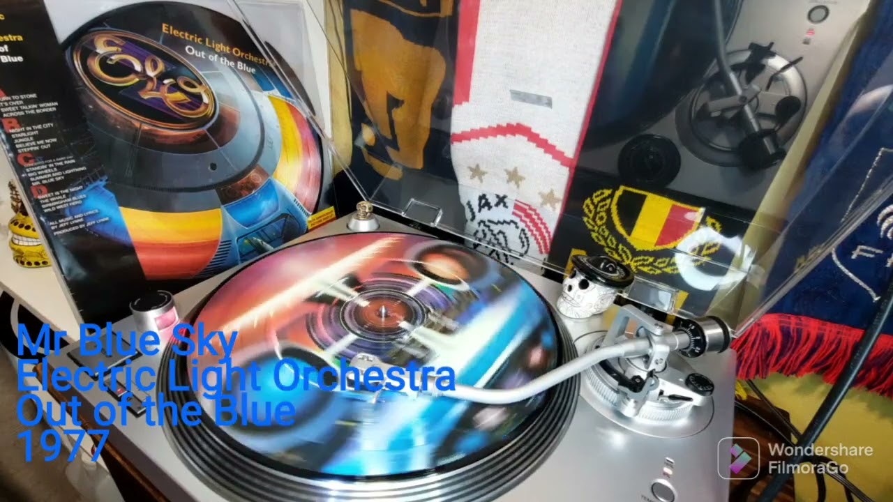 Mr Blue Sky - Electric Light Orchestra  - 33 RPM