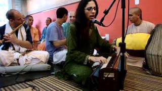 Kirtan 12H 15082010 - Radha Syamasundara Dd - Templo Hare Krishna-Rj