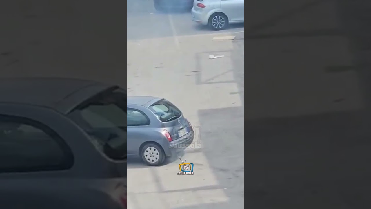 Grumo Nevano (Napoli): extracomunitario tenta di entrare con l'auto nel supermercato