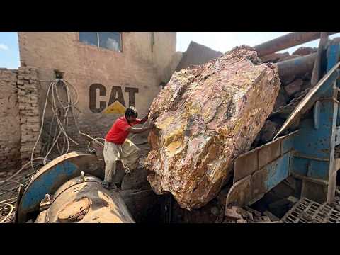 EXTREME Hopper Jam Clearing! Giant Rocks Stuck in Stone Crusher 😱