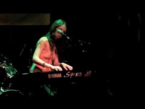 Lydia Salnikova - "Just One" (live)