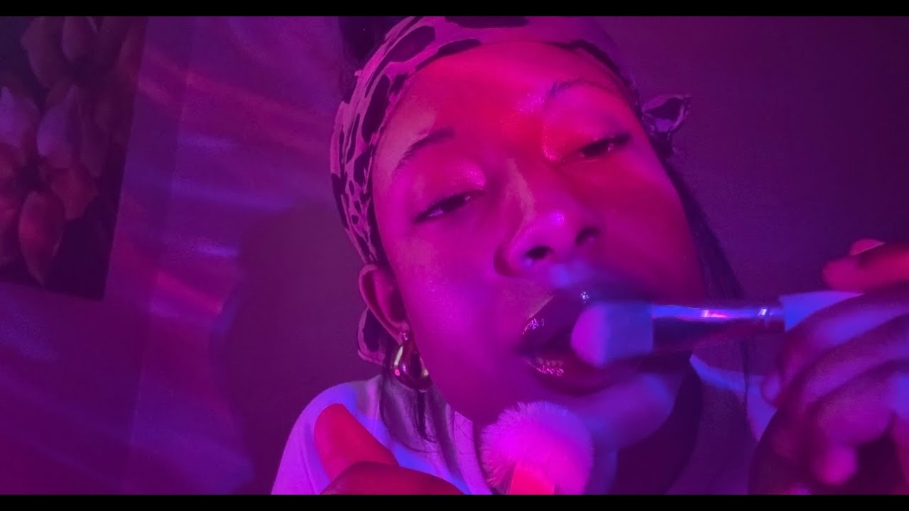 ASMR | GUM chewing and spit painting (Super tingly mouth sounds!!)