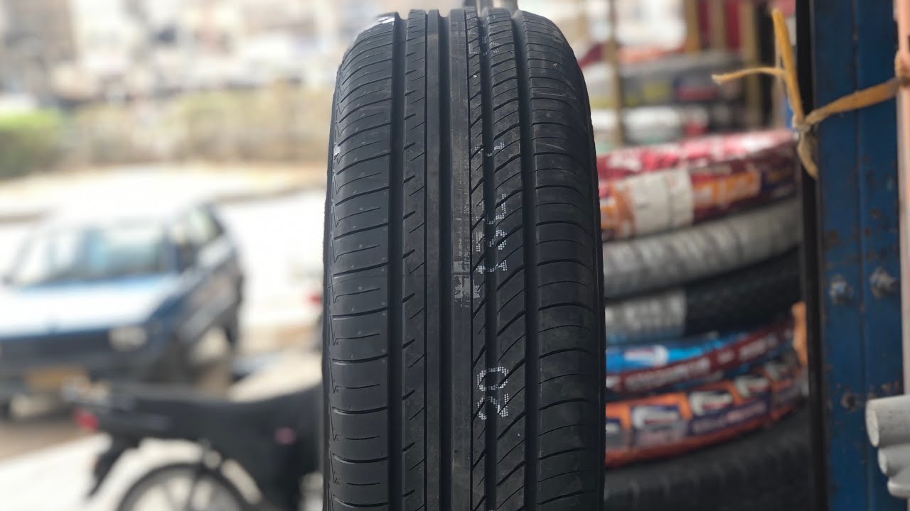 Yokohama Advan dB V552 215/60 R16 95V - buy summer tyre: prices