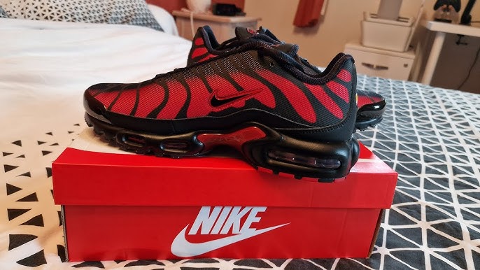 Nike TN Air Max Plus Displays Reflective Uppers In Black And Red - Fastsole