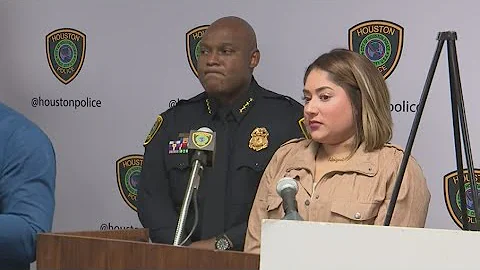 WATCH: Widow of Pct. 4 Deputy Kareem Atkins reacts to suspect's arrest