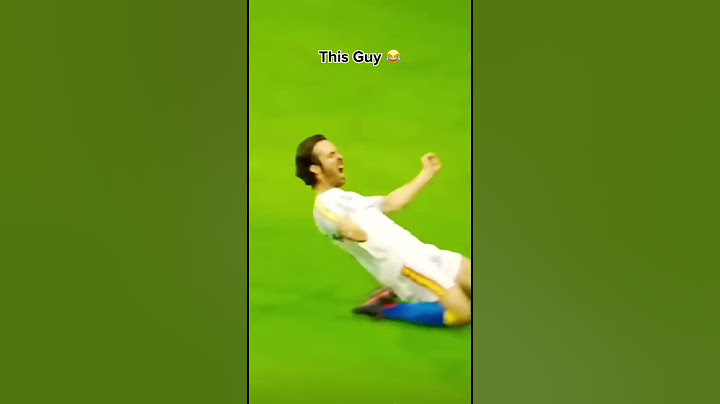 Normal Knee Slides vs This Guy 😂