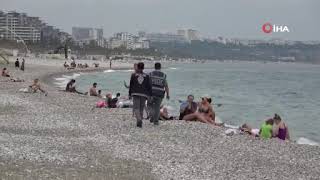 Antalya Polisinden Sahildeki Turistlere De Sıkı Denetim