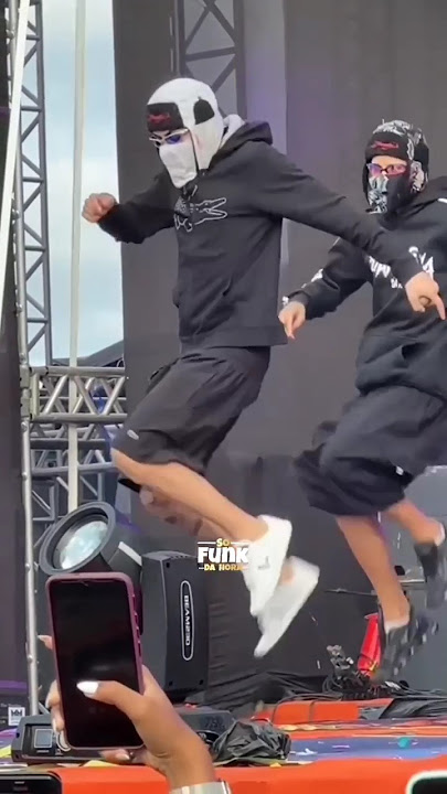 Puta Mexicana 🕺 Concert Dance On phonk beat #shorts