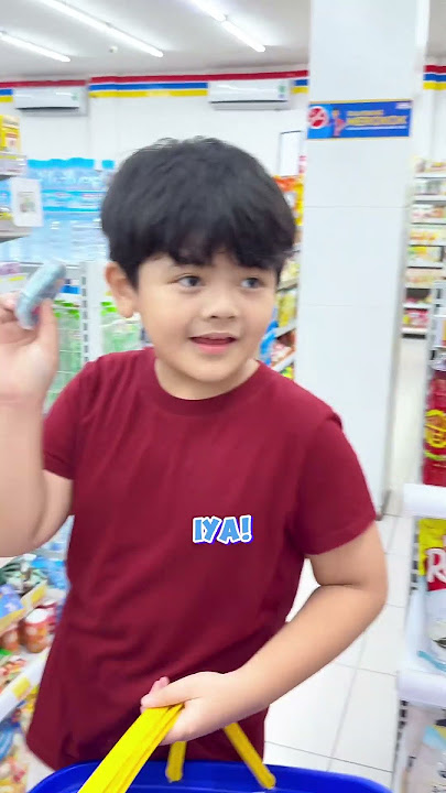 IGGY BELANJA SERBA BIRU DI INDOMARET! #minivlog #vlog #challenge #groceryshopping #iggy #indomaret