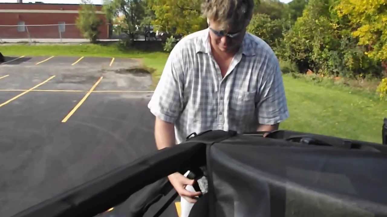 DirtyDog 4X4 Jeep JK Unlimited 1 Piece Sun Screen Installation - YouTube MonaNot