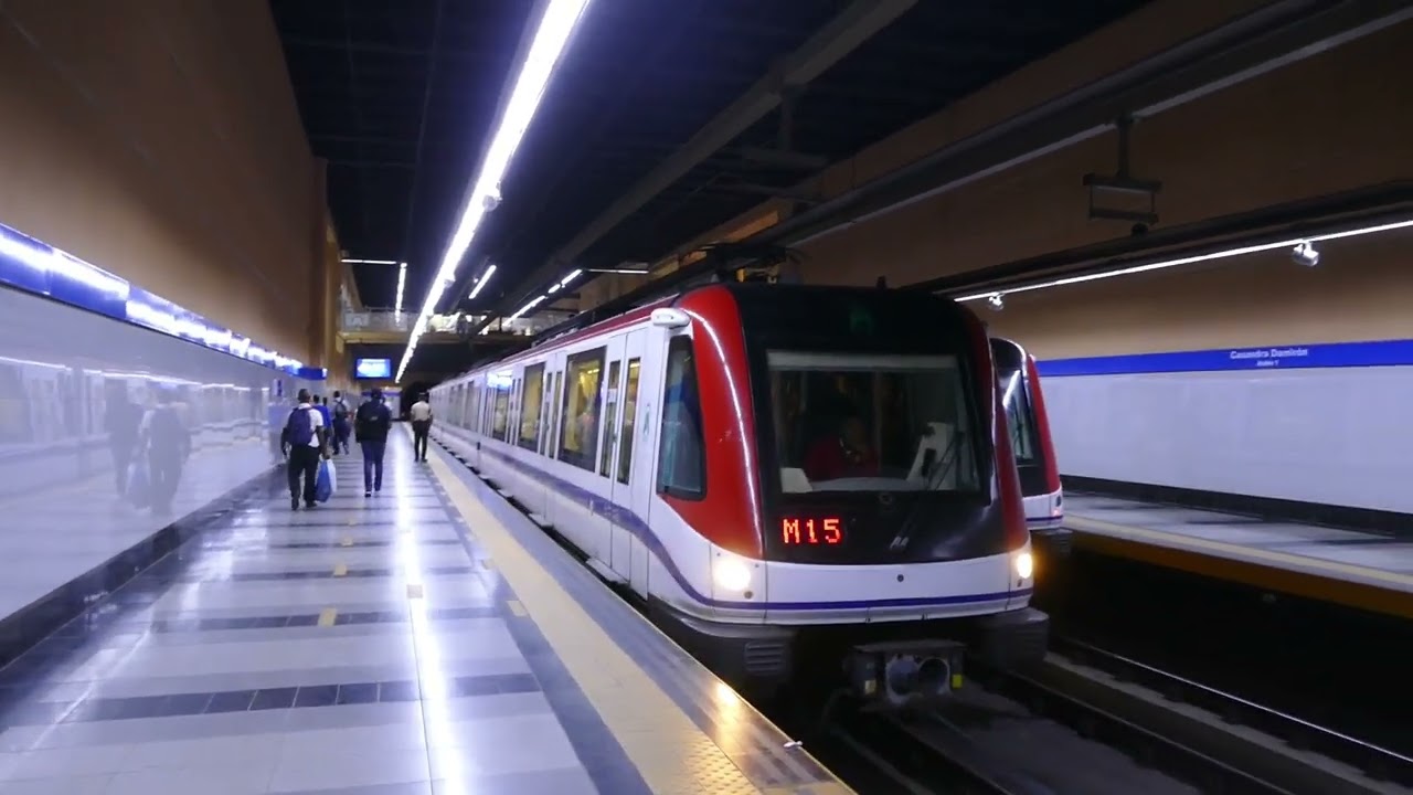 Exploring the Santo Domingo Metro Explorando el Metro de Santo Domingo