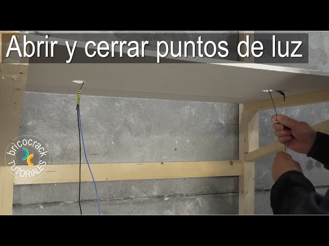 Desplazar puntos de luz y colgar lámparas en falso techo (Bricocrack) 