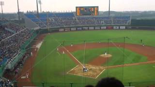 2013/04/27 桃園球場 義大犀牛vsLamigo桃猿 陳金鋒登場氣勢
